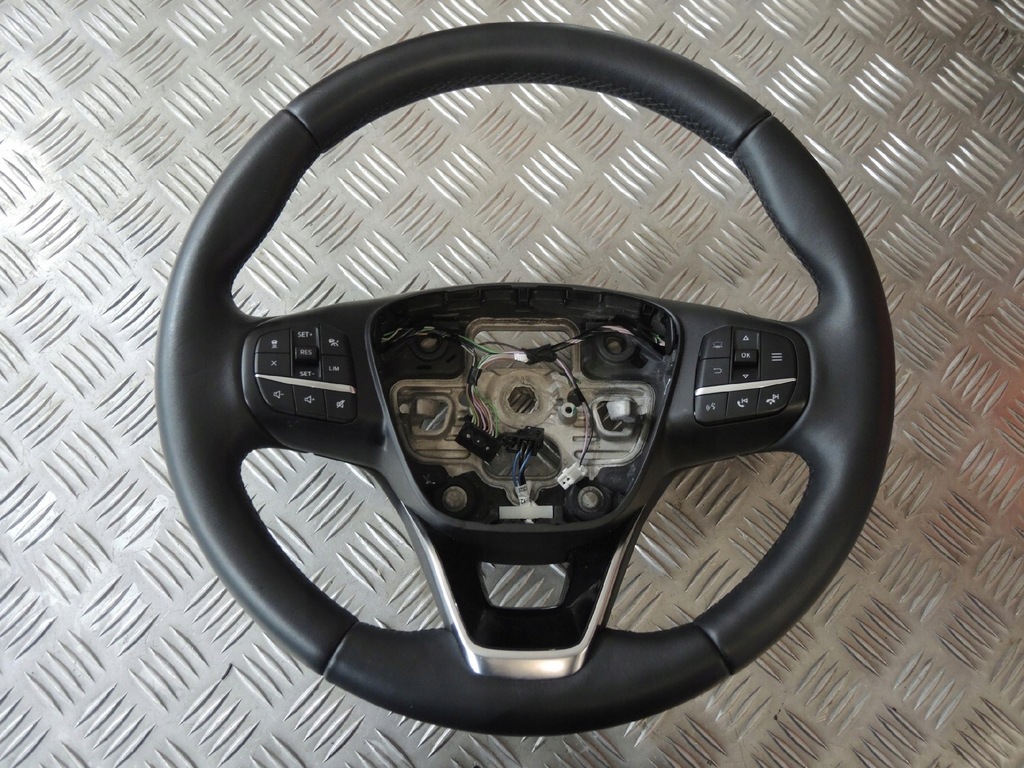 фото №1, Ford kuga mk3 повітропровід шкіра підігрів ідеальний стан