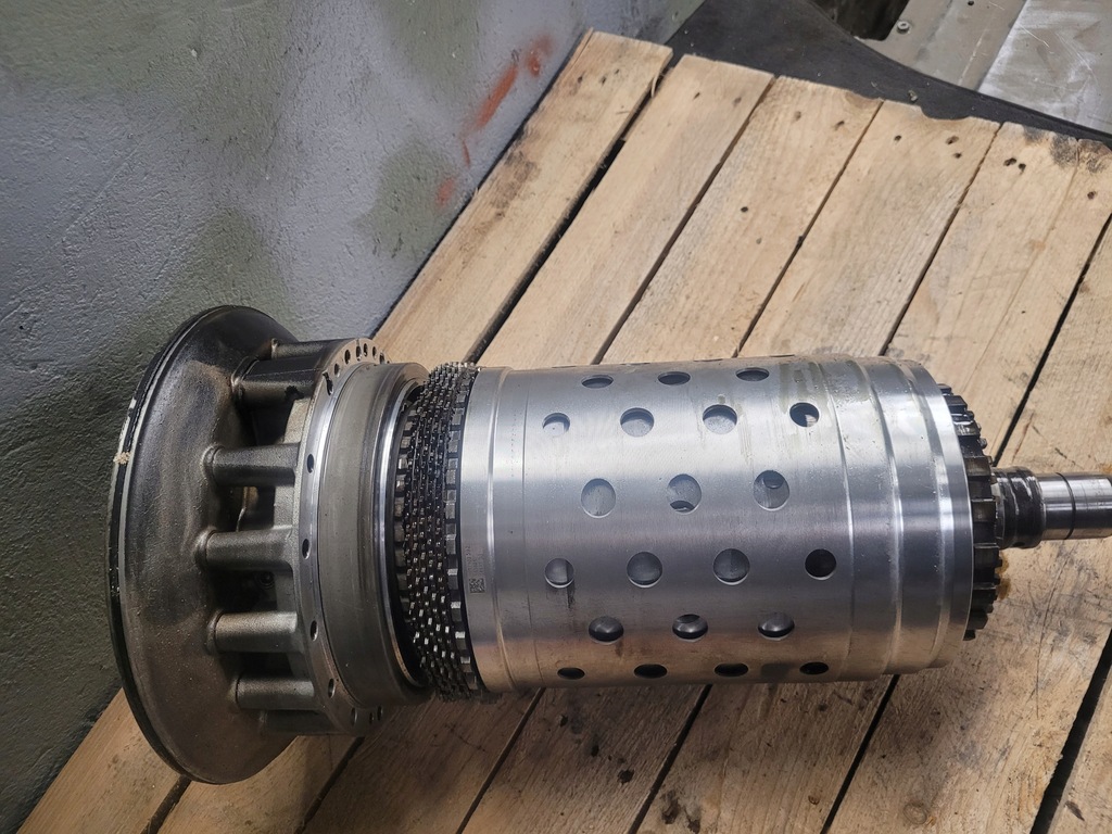 фото №9, Bmw f10 f30 f20 вкладиш коробки передач 8hp70x насос масляна коробка передач