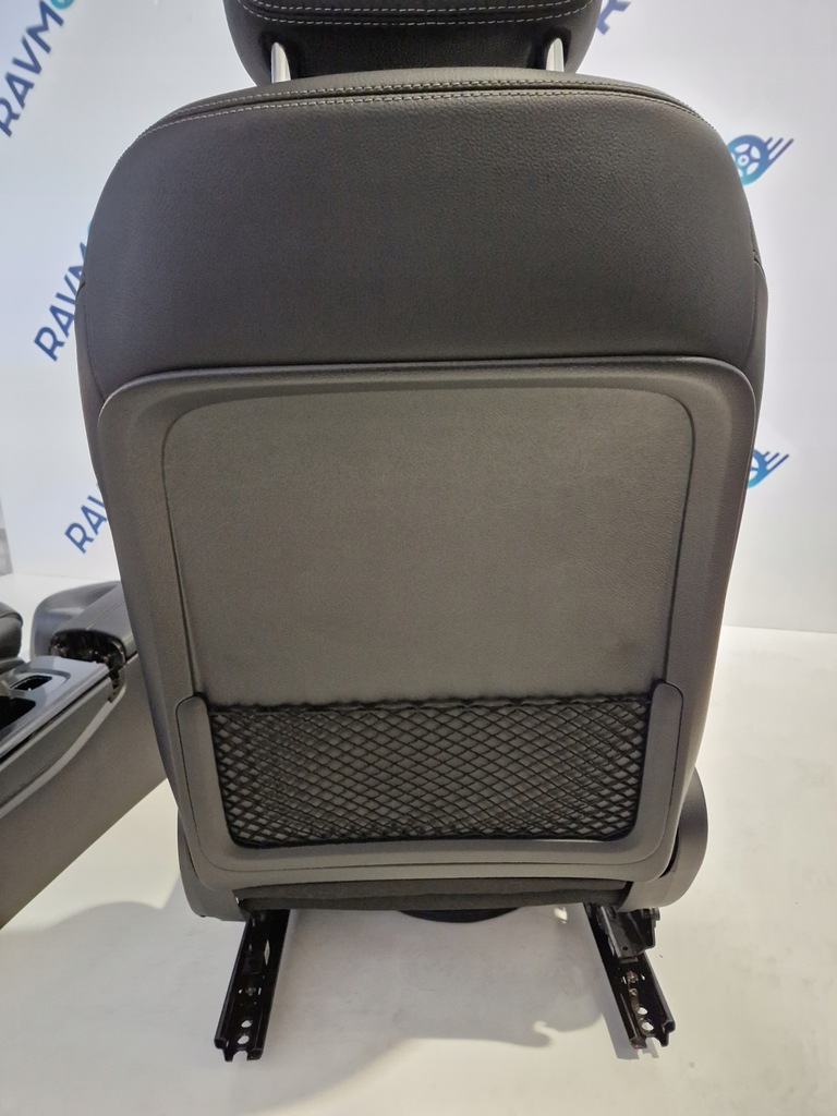 фото №7, Сиденья сиденье комплект сидений обшивки туннель пластики mercedes a-klasa w177 hb