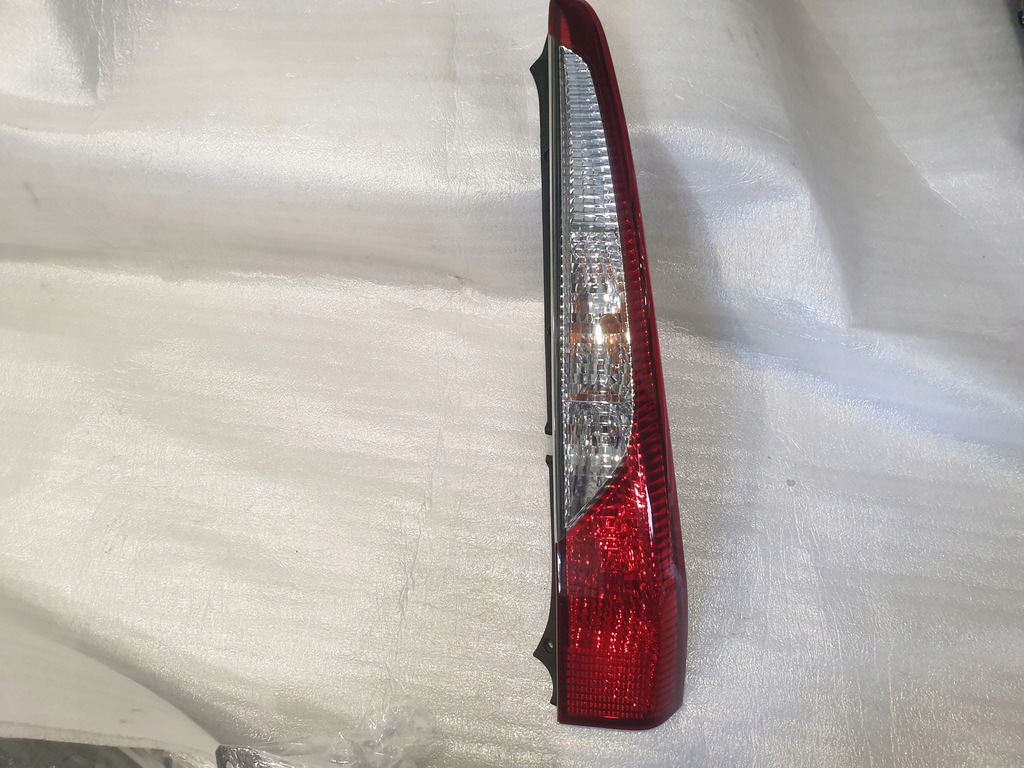 фото №1, Mitsubishi lancer combi