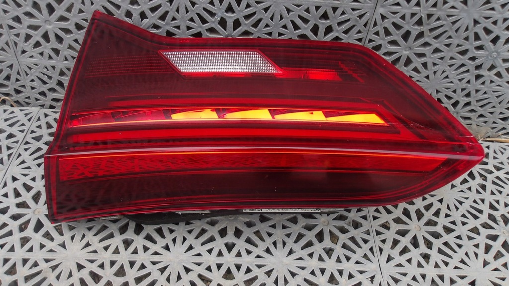 фото №1, Лампа правая задняя w крышка vw t-roc