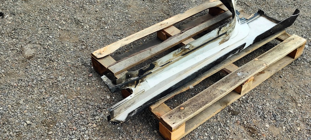 фото №7, Молдинг порог порог правый chevrolet corvette c5