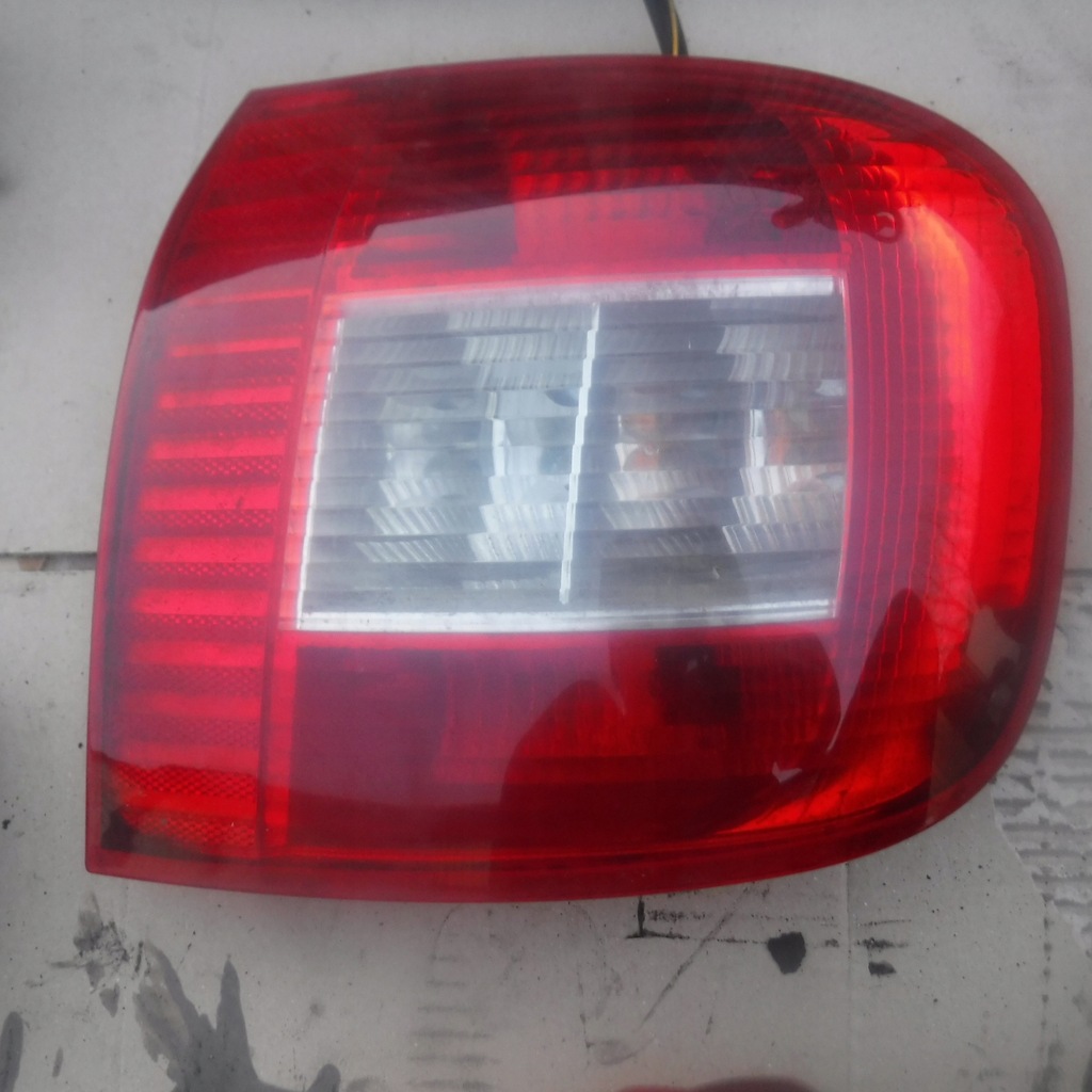 фото №1, Лампа права задня fiat multipla ii