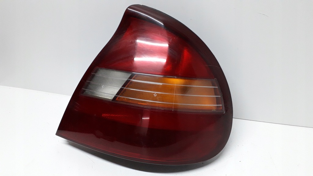 фото №10, Hyundai sonata 96-98 лампа задняя правая левая