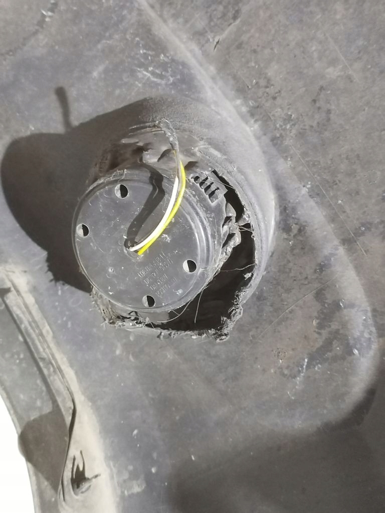 фото №14, Toyota corolla verso i бампер перед передний 8p4