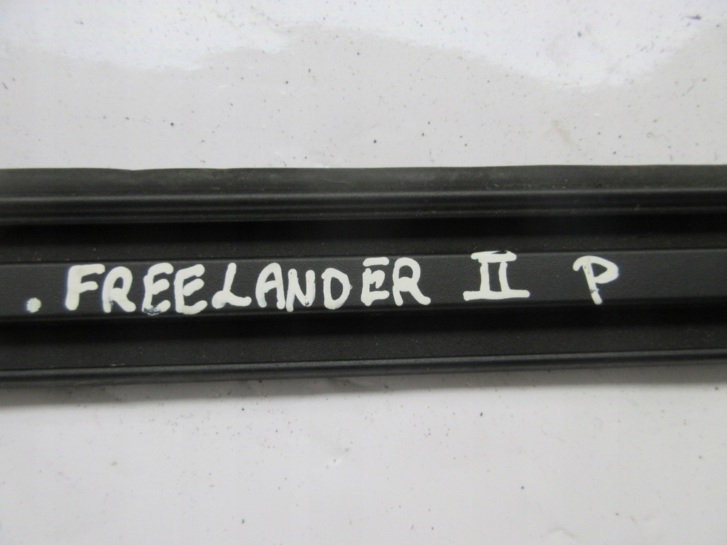 фото №5, Молдинг кровельная правая средняя land rover freelander ii