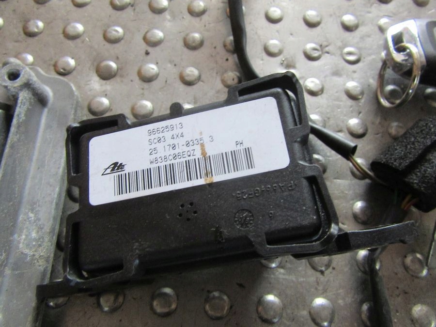 фото №8, Chevrolet captiva 3.2i 2010 бортовий комп'ютер набір do запуск kpl