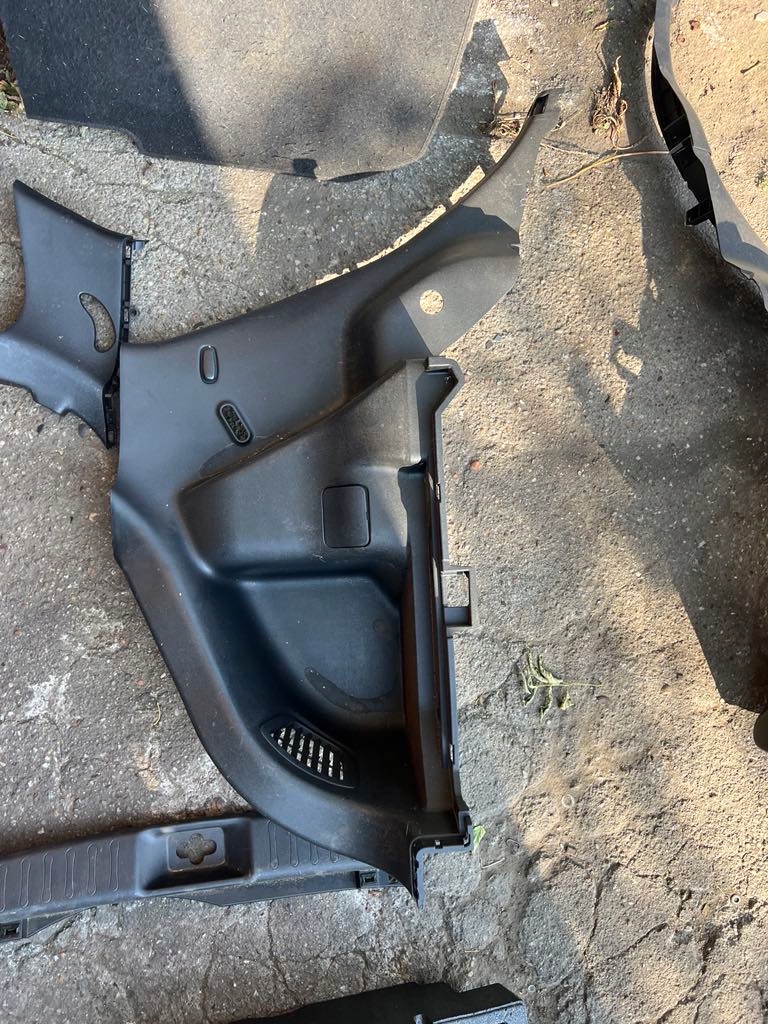 фото №7, Салон багажника nissan juke f15 lift