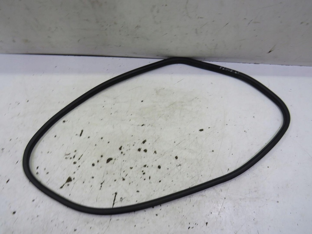 фото №1, Прокладка дверь левый задняя peugeot 2008