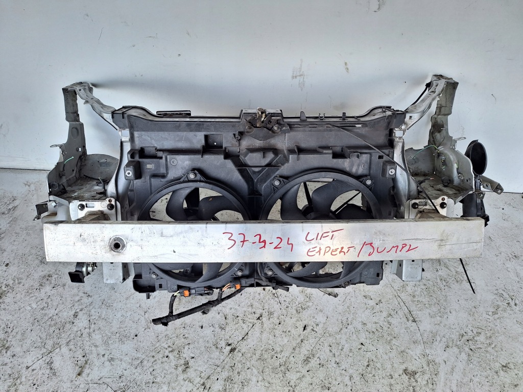 Купити Peugeot expert 2 рестайлінг  12-16 ремінь передній дизель