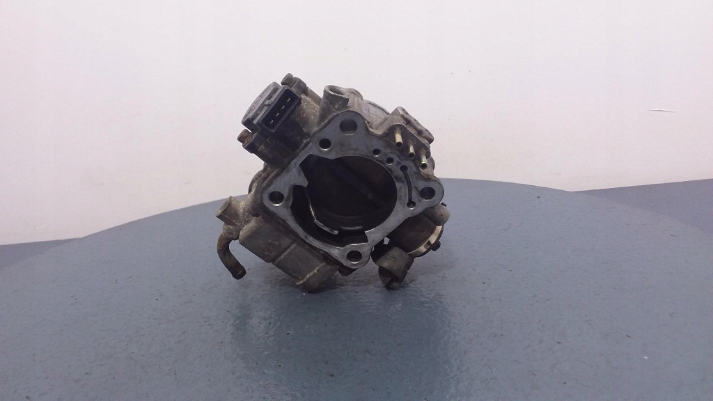 Mitsubishi galant viii 2.0b 16v дросельна заслінка mikuni Недорого