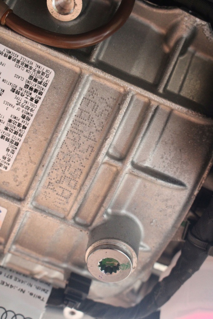 Audi e-tron двигун eas easa 0ef901141ag перед передній etron 4ke399313b 0ma3 Оригінал