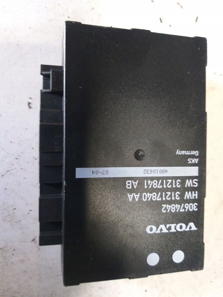 фото №1, Модуль крышки 30674842 volvo v70 iii