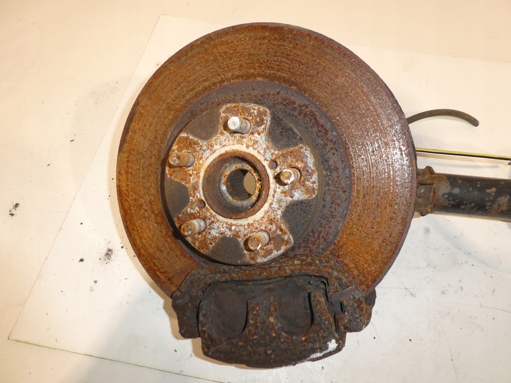 фото №8, Subaru forester iii 2.0 поворотный кулак амортизатор левый