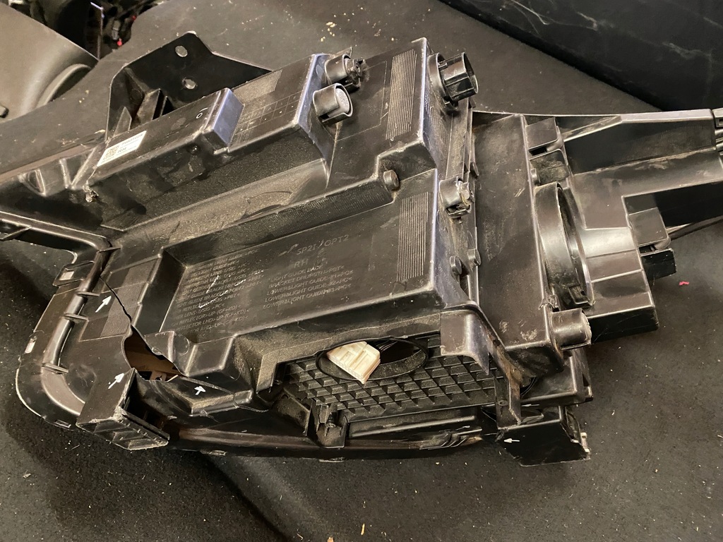 фото №10, Kia seltos 2019- лампа перед права led