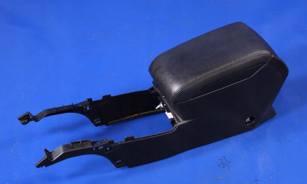 фото №7, Подлокотник туннель средний outback iv 09-14r