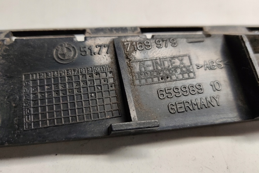 фото №7, Другое запчасти кузов bmw 1 e81 7169979 2.0l дизель 105kw 2009