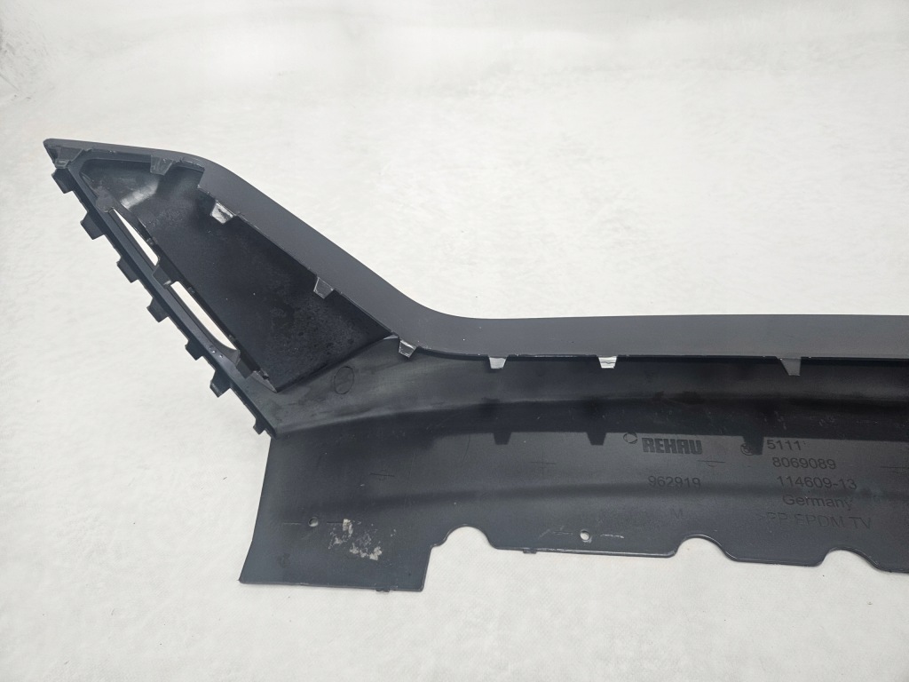 Bmw x2 f39 m набір 2017 - 2023 молдинг накладка бампера перед 8069089 Доставка