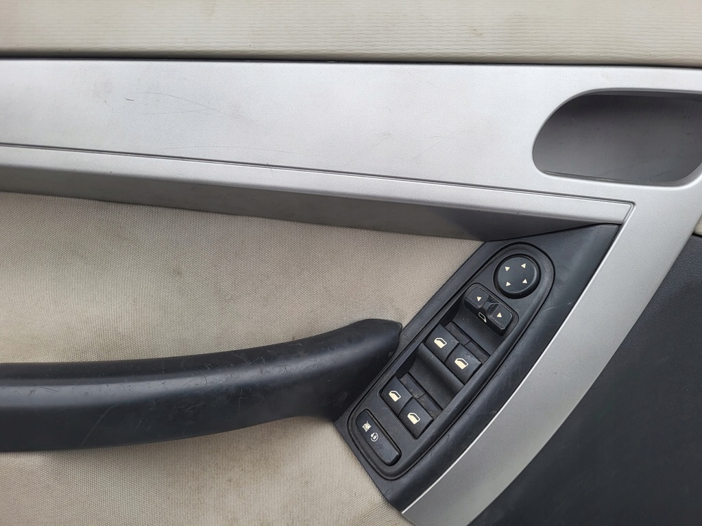 фото №11, Сиденья ремни обшивки kpl citroen c4 picasso