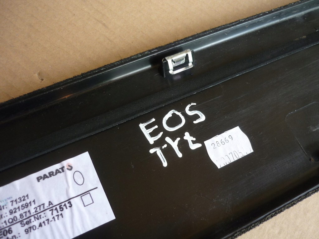 фото №11, Захист молдинг стельовий задня vw eos 1q0871277