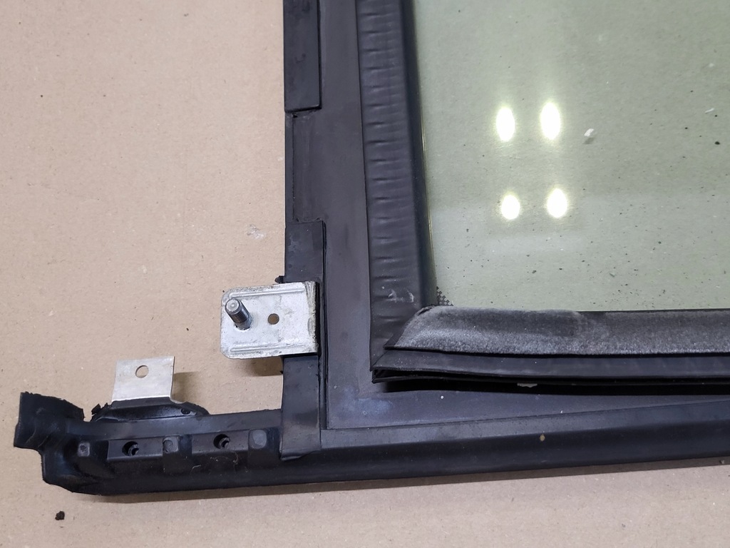 фото №9, Ліва задня скло кузовна відкидна прокладка audi a3 8l 3d оригінальний номер