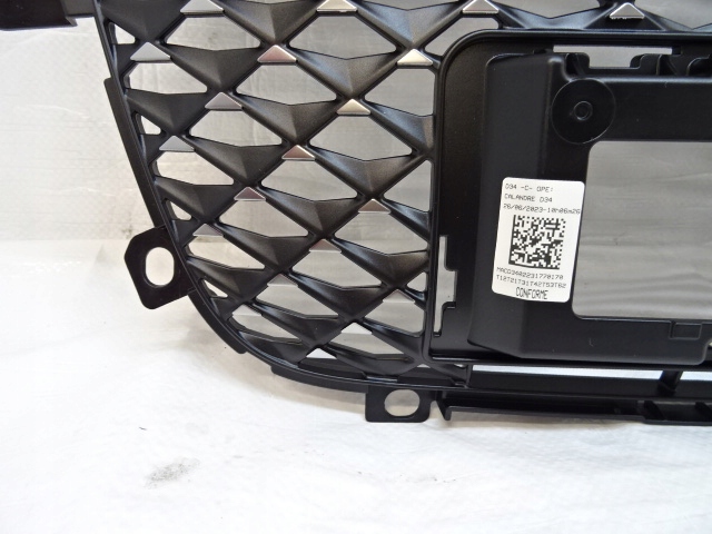 Ds3 crossback решётка радиатора решётка радиатора бампера передняя nowa с Разборки