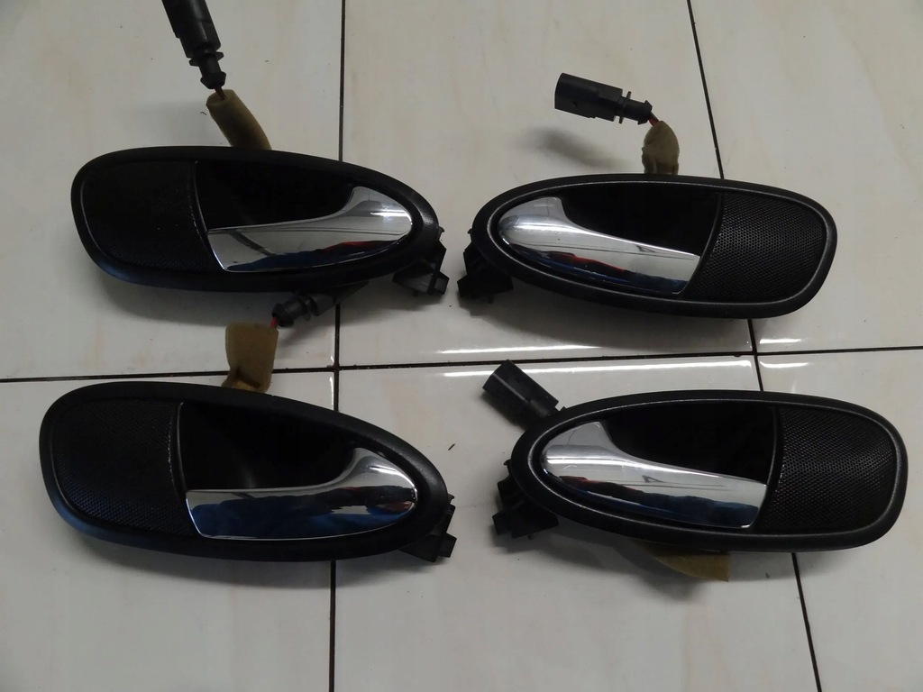 фото №1, Seat leon ii 2006 fr ручка внутрішнє głośniczki перед задня 5p0035411