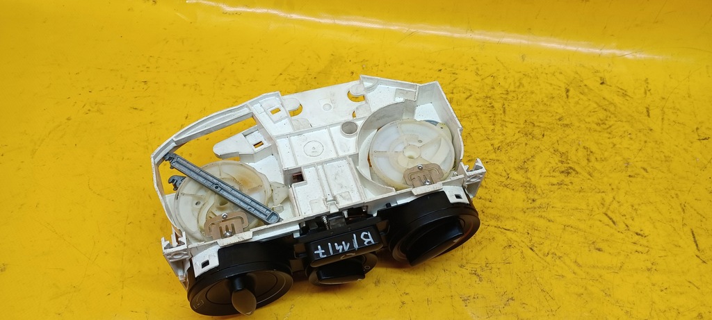 фото №12, Панель обдув audi a3 8l 8l0819045a 96-99r