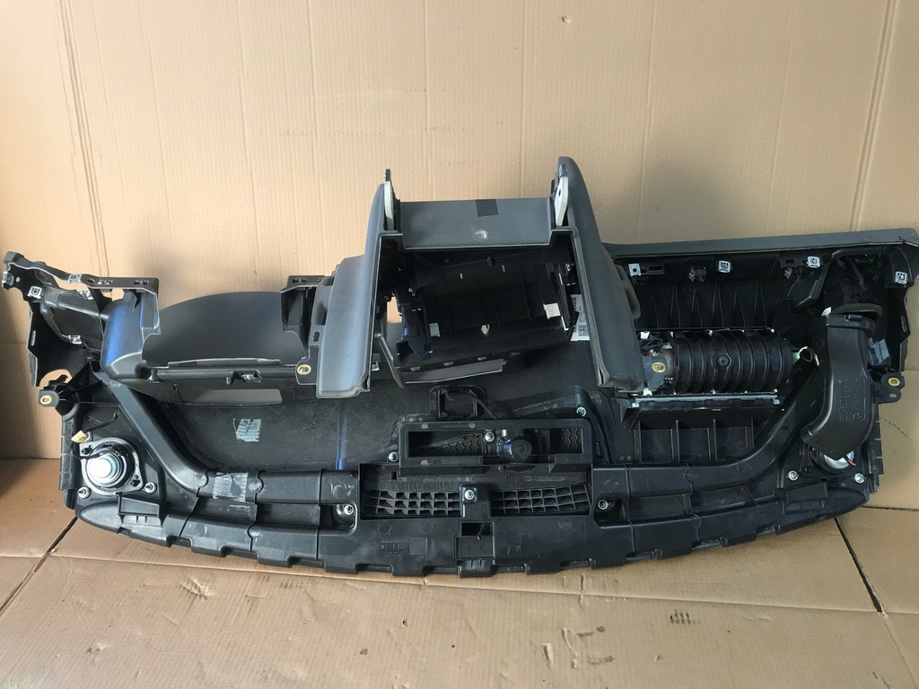 фото №12, Audi a4 b8 панель приладів приладова консоль панель приладів подушки безпеки ремені