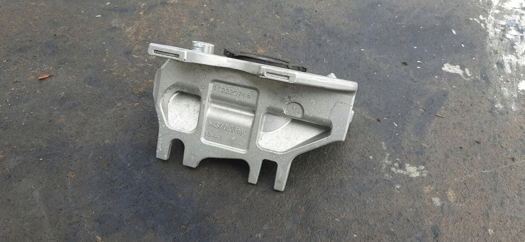 Кронштейн подушка коробки 1.3tce renault express ii 112220744r Недорого