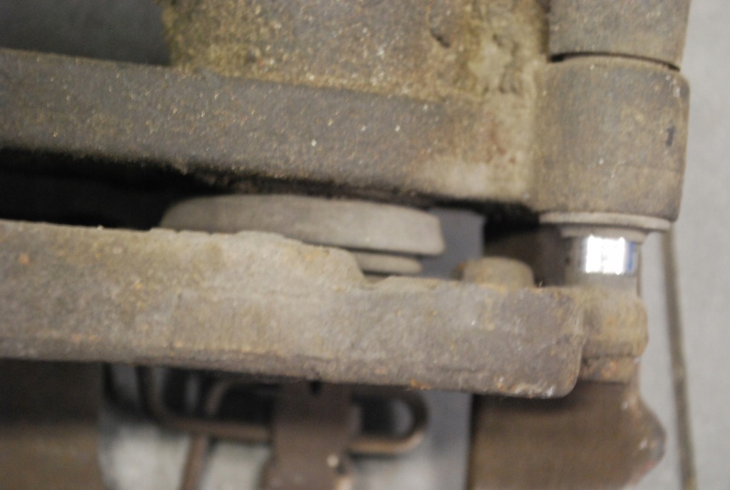 фото №5, Суппорт тормозной левый перед audi a8 d2 4.2 lift