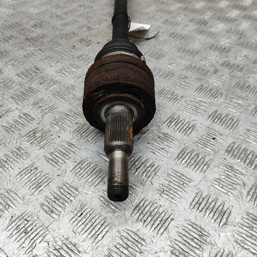 фото №6, Volkswagen transporter - caravelle t6 2019 правая сторона приводной вал задняя