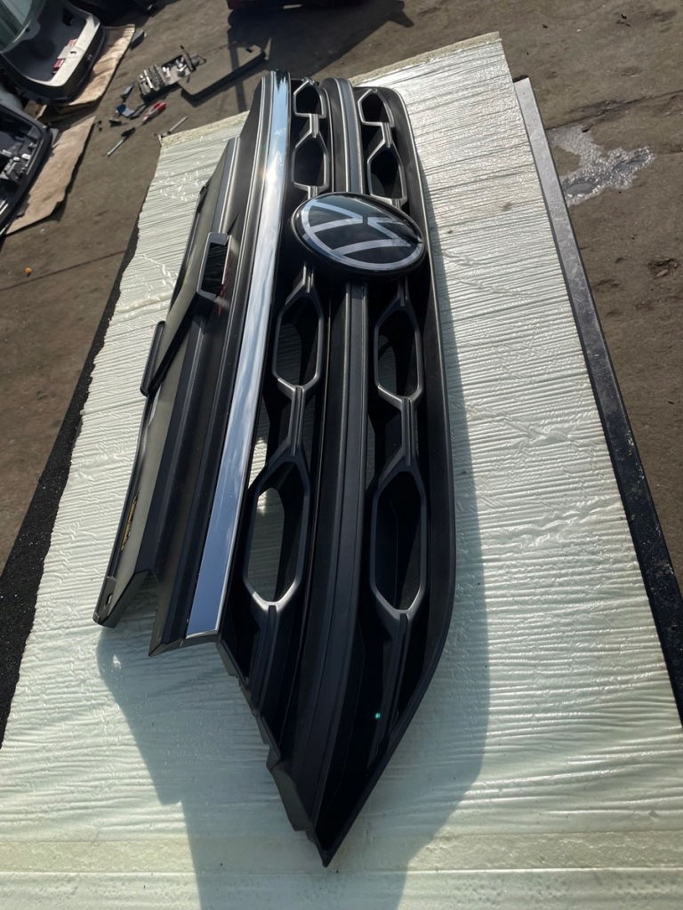 фото №3, Vw t-roc lift решітка радіатора решітка радіатора+ радар distronic 2ga853653h 2ga853651 2q0907561j