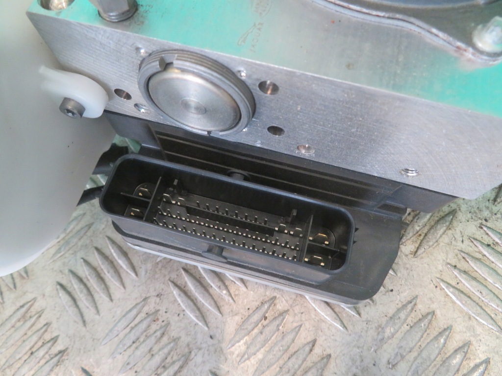 фото №5, Насос abs range rover land rover velar l560 3.0 22r