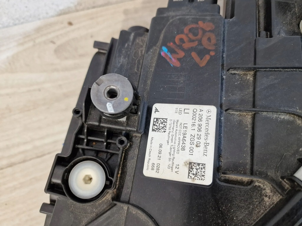 фото №10, Mercedes c klasa w206 21- лампа digital перед левая