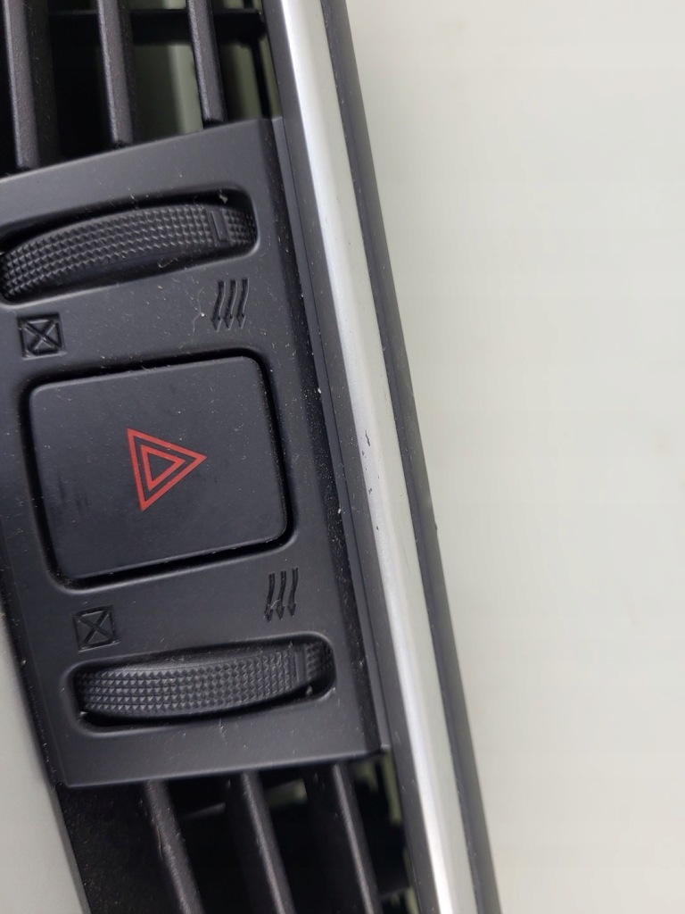 фото №10, Nissan x-trail t32 решётка обдув средняя