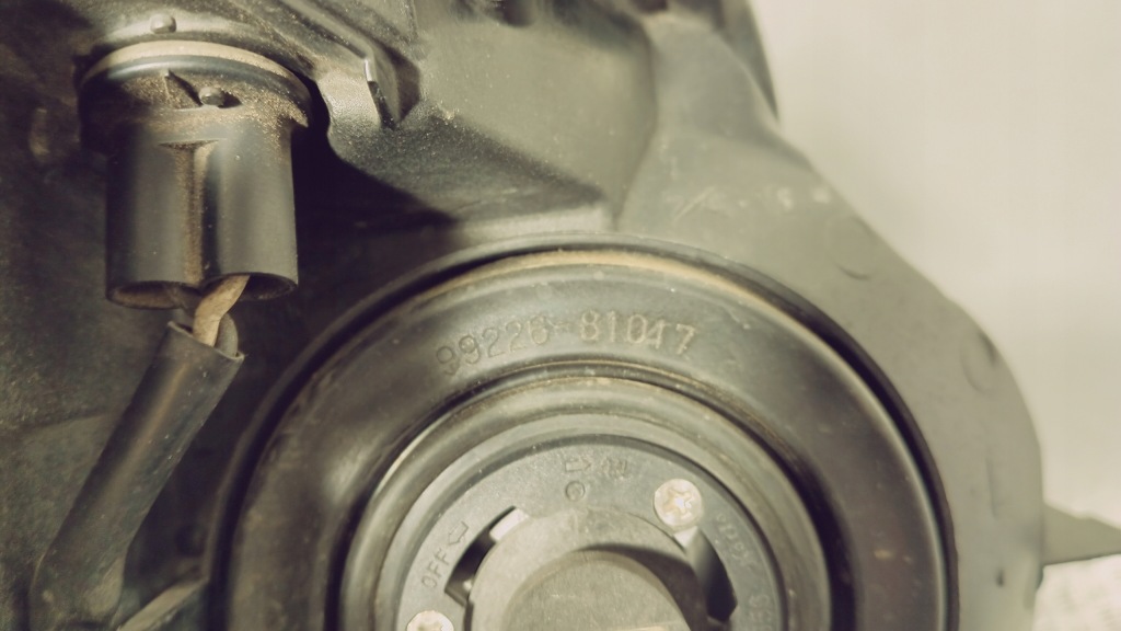 фото №14, Лампа перед линза toyota prius iii xw30 09-15 оригинал europa niebieska