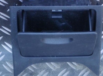 фото №1, Peugeot 407 1.8 16v бардачок