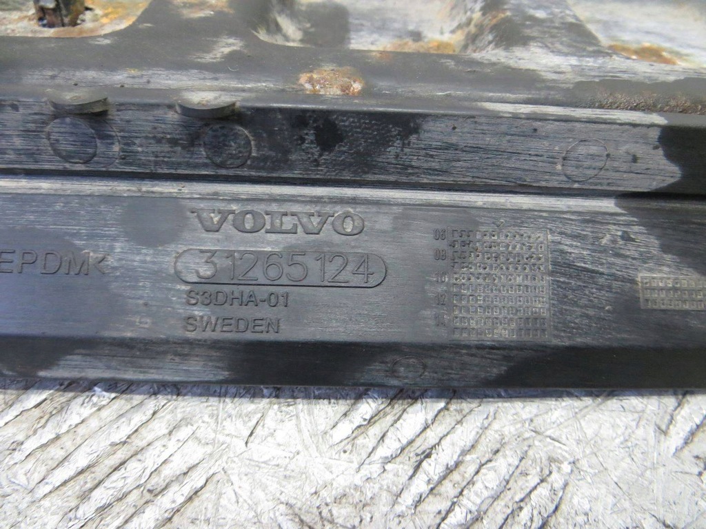 фото №6, Volvo xc60 балка pod радіатор перед 08-13