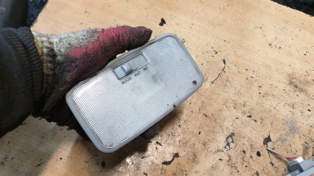 фото №1, Toyota yaris ii освещение кабины