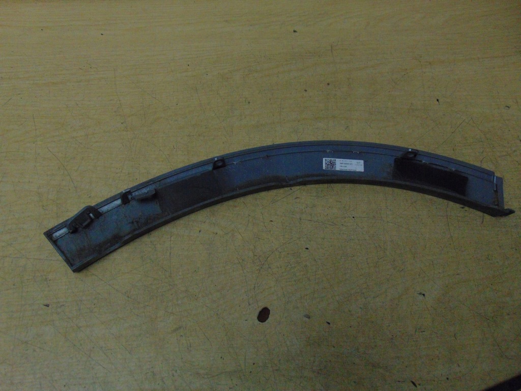 фото №9, Накладка крыла правая перед audi e-tron