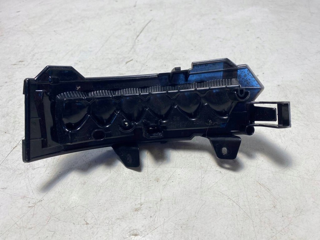 фото №2, Land rover range rover velar 2021 правая сторона поворотники 20916252