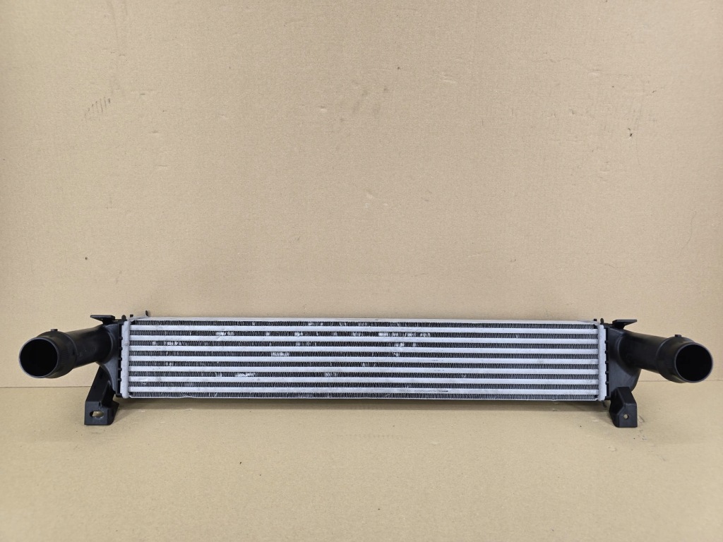 Купить Интеркулер jeep cherokee 13- 52014780ab