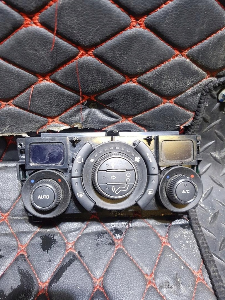 фото №1, Панель кондиционера peugeot rcz 96718462xt