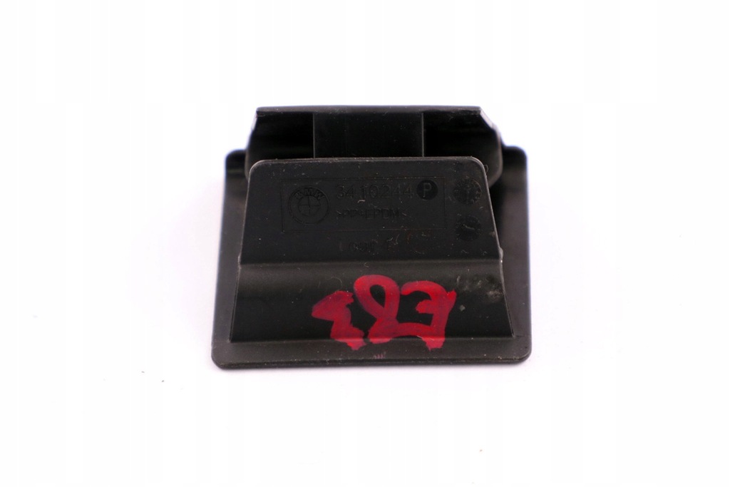 фото №9, Bmw e83 x3 защита заглушка isofix сиденье 3410244