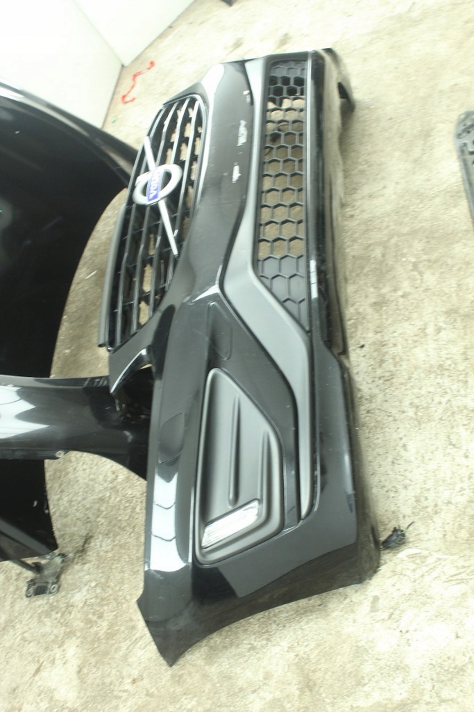 Купить Volvo xc60 рестайлинг  капот бампер фара усилитель балка крыло  r-desing 13r+