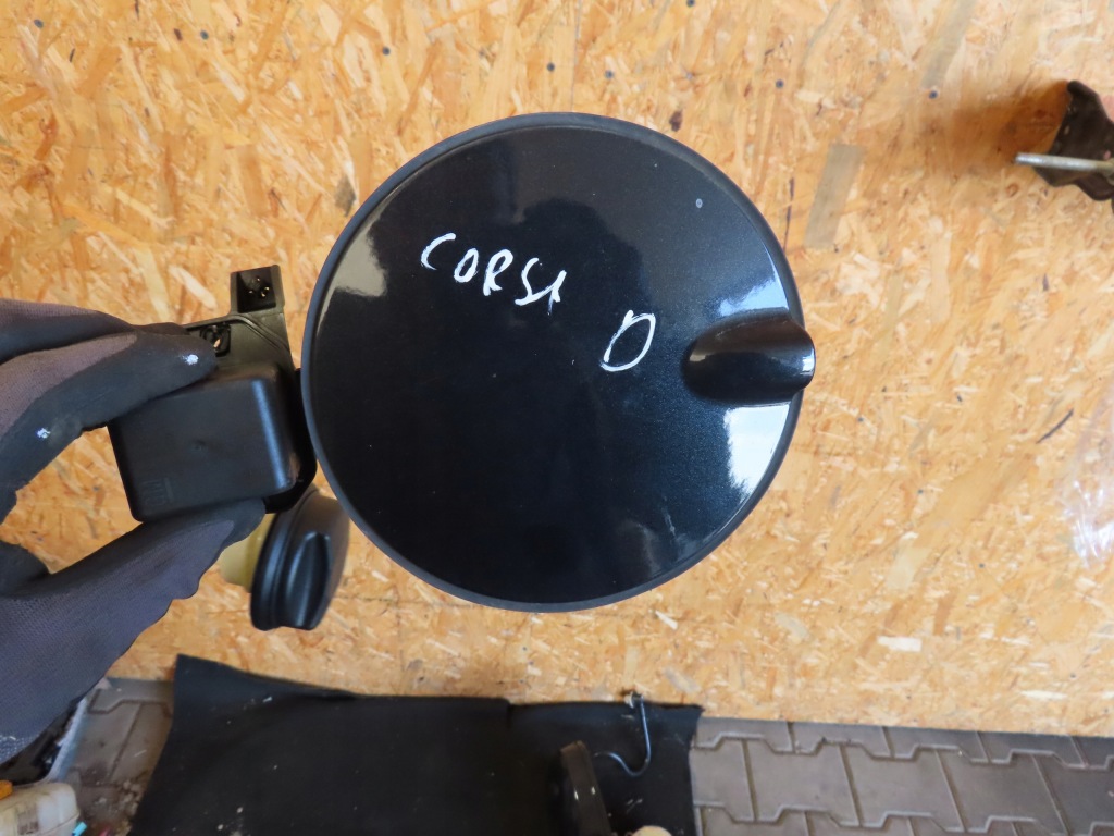 фото №1, Opel corsa d 3d крышка топлива