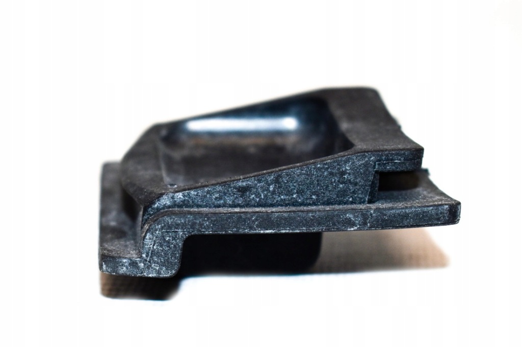 Подкладка резиновый подъемника bmw e46 316 318 320 Оригинал