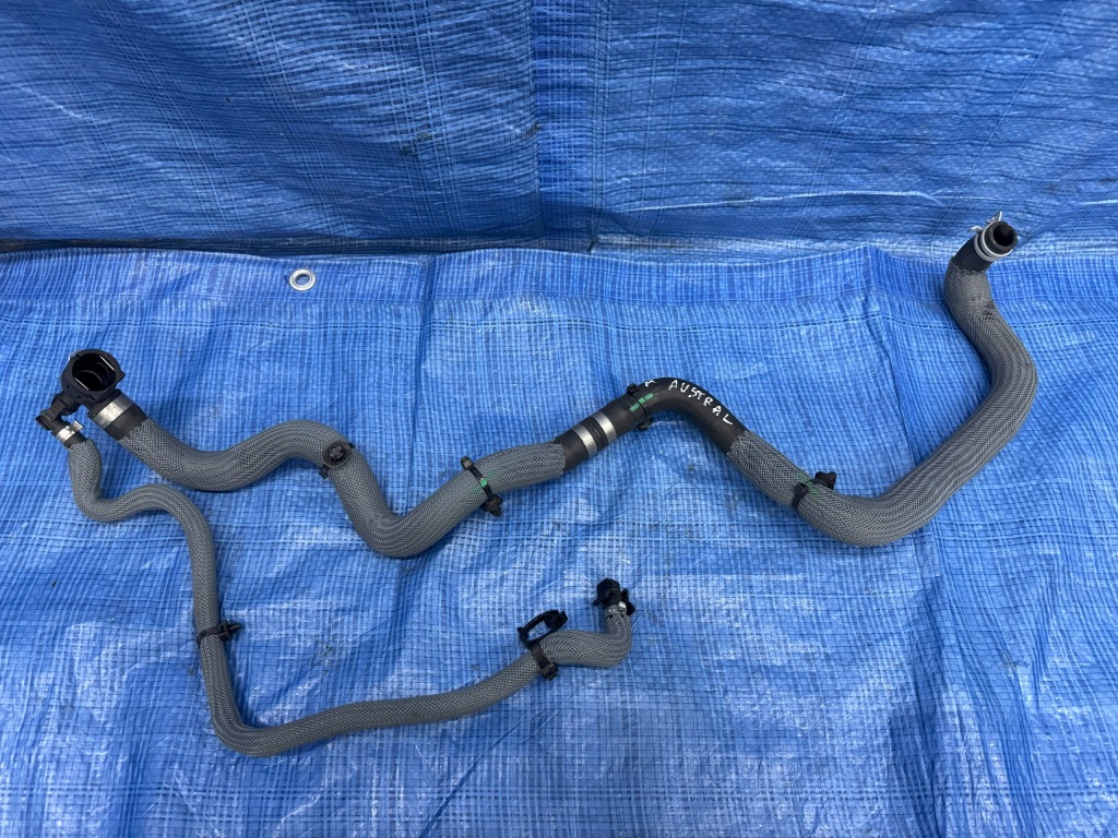 Купить Шланг воды renault austral 1.2 e-tech 215135929r автоматическая коробка передач