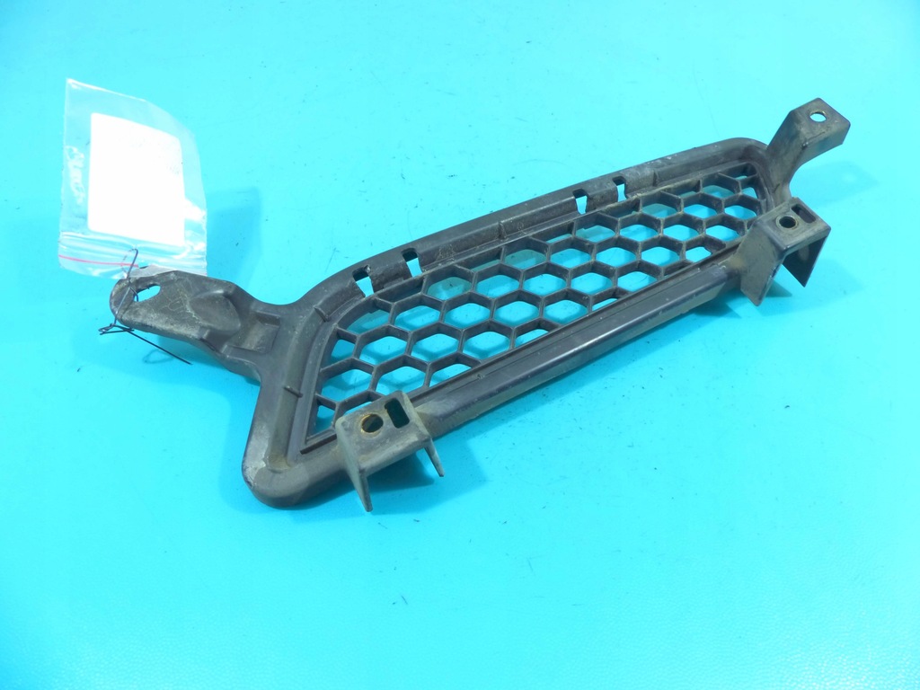 фото №1, Заглушка бампера правый перед lancer viii